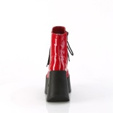 lakk emo 13 cm DYNAMITE-106 alternative kileh�ler plat�boots r�d